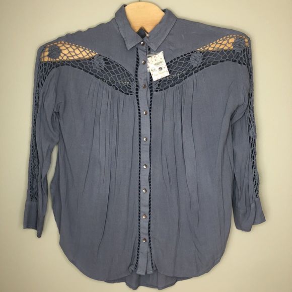 Free People Women's Medium Blue Tunic Button Front Crochet Eyelet Blouse Top - Picture 1 of 4